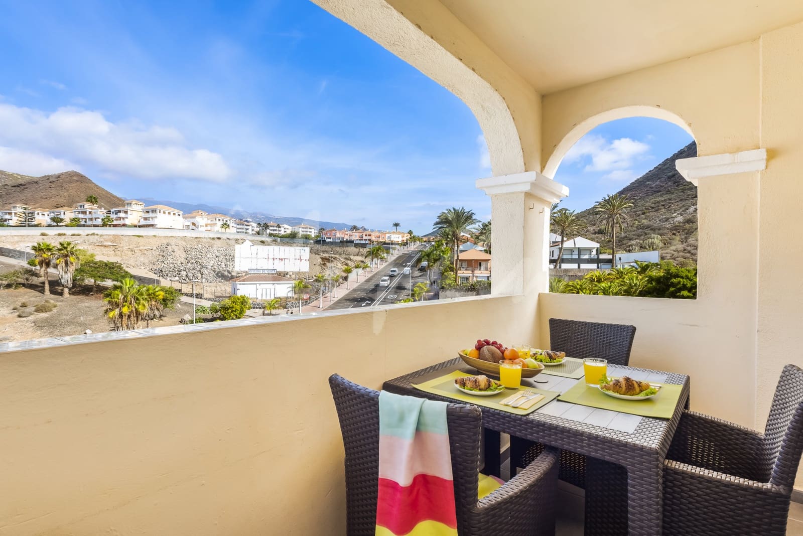 2 soverom Leilighet til salgs i Los Cristianos med svømmebasseng - € 367 000 (Ref: 9330060)