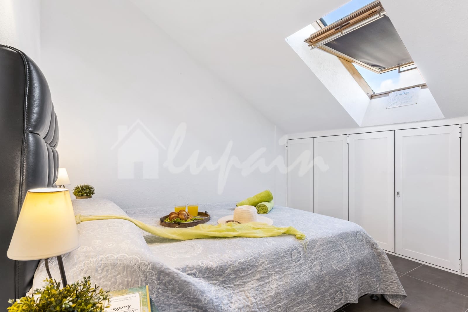 2 soverom Leilighet til salgs i Los Cristianos med svømmebasseng - € 367 000 (Ref: 9330060)