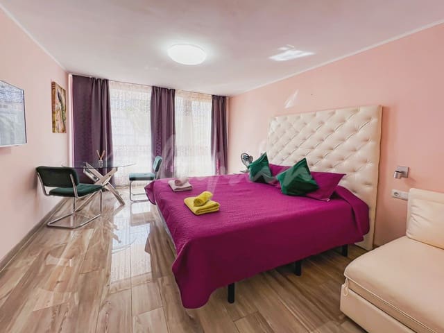 Lejlighed til salg i Playa de las Americas, Arona med swimmingpool - € 240.000 (Ref: 9330062)