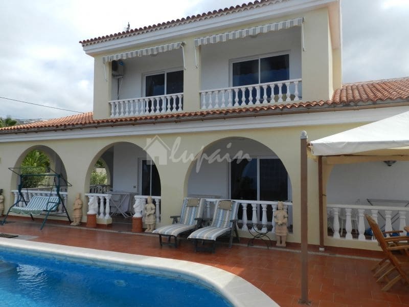 3 bedroom Villa for sale in Guia de Isora with pool garage - € 1,850,000 (Ref: 9330063)