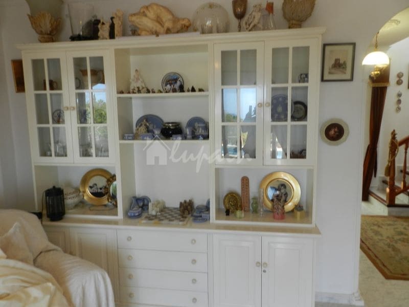 3 bedroom Villa for sale in Guia de Isora with pool garage - € 1,850,000 (Ref: 9330063)