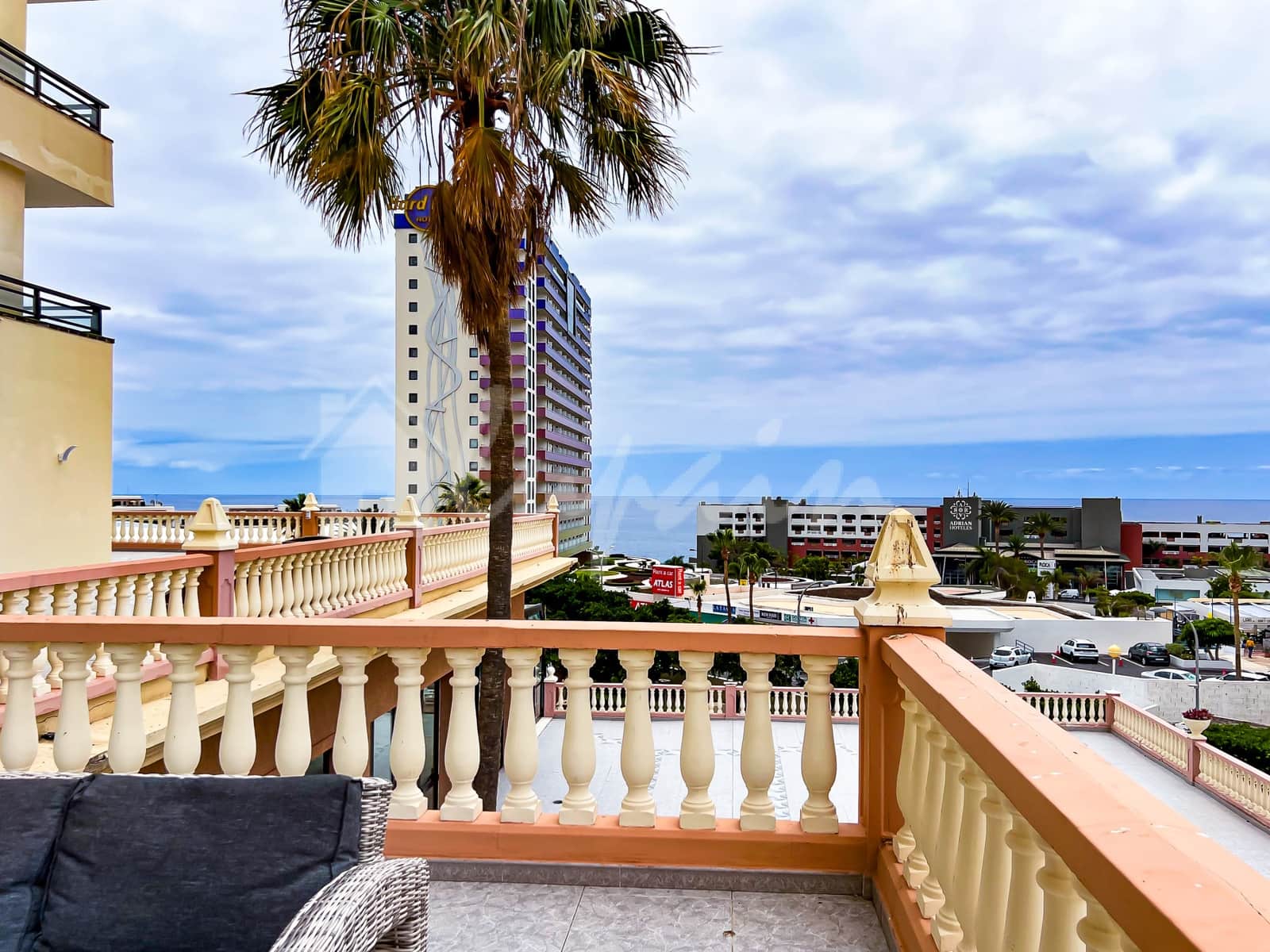 2 soveværelse Lejlighed til salg i Playa Paraiso med swimmingpool - € 370.000 (Ref: 9337113)