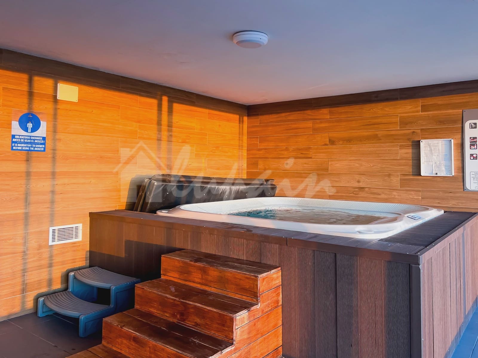 2 soverom Leilighet til salgs i Adeje med svømmebasseng - € 350 000 (Ref: 9337115)