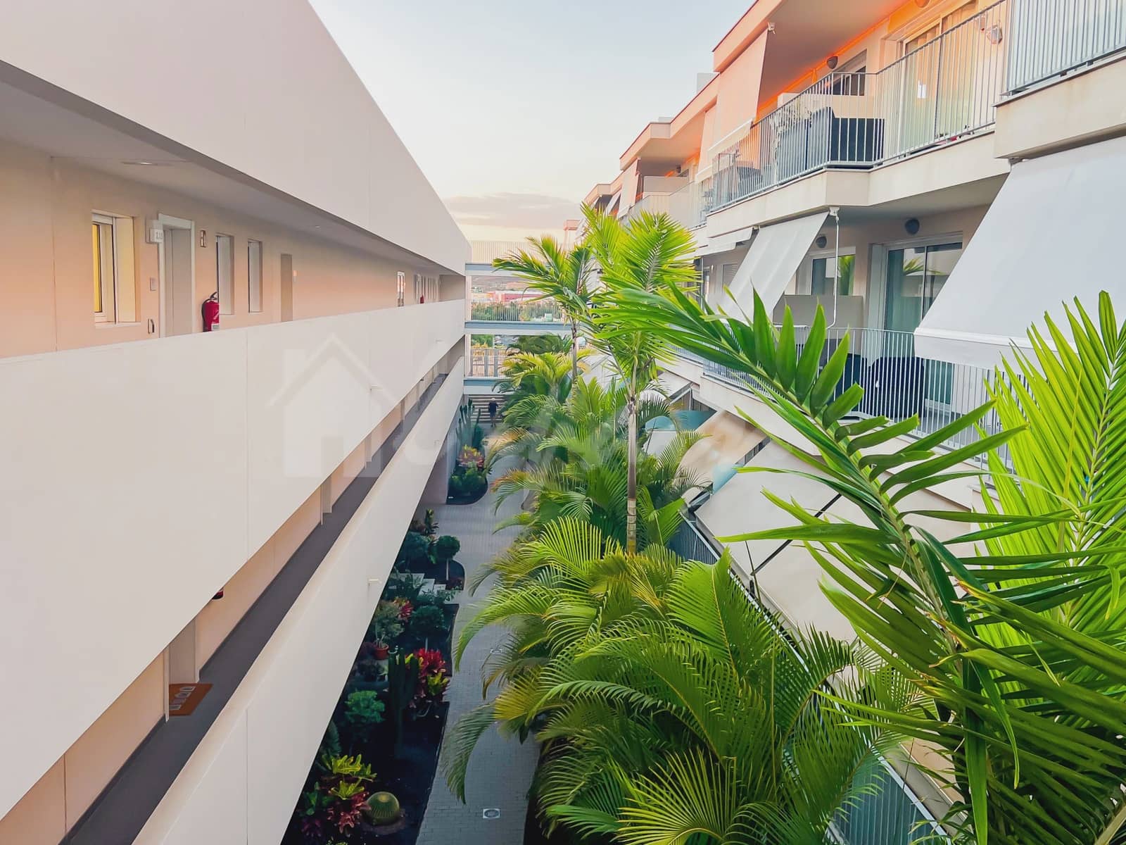 2 soverom Leilighet til salgs i Adeje med svømmebasseng - € 350 000 (Ref: 9337115)