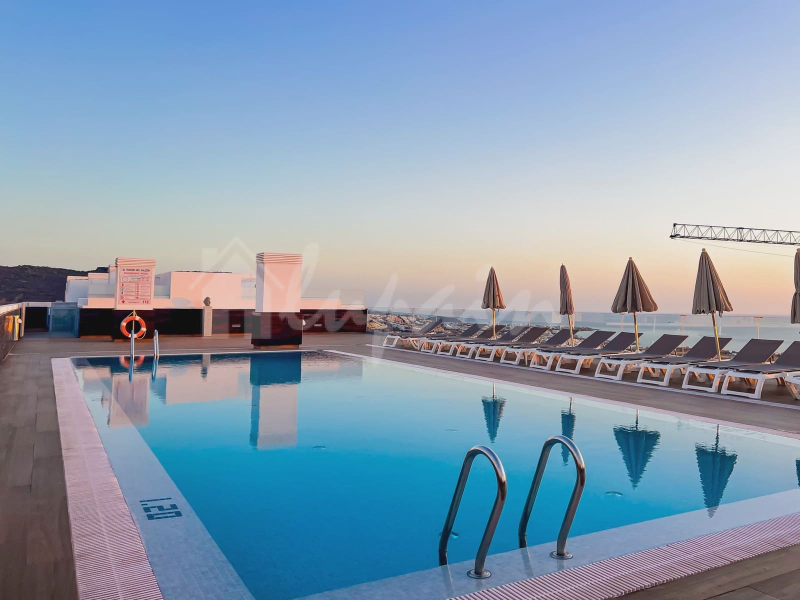 2 soverom Leilighet til salgs i Adeje med svømmebasseng - € 350 000 (Ref: 9337115)