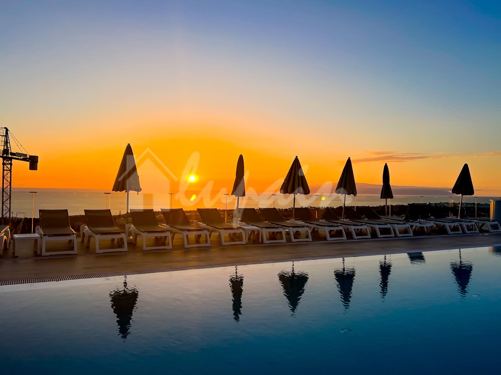 2 sypialnia Apartament na sprzedaż w Adeje z basenem - 350 000 € (Ref: 9337115)