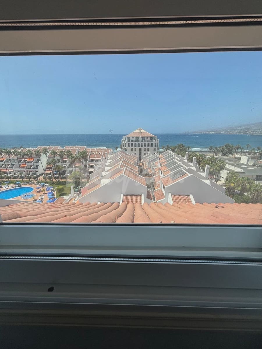 3 Zimmer Apartment zu verkaufen in Playa de las Americas mit Pool - 1.300.000 € (Ref: 9337116)