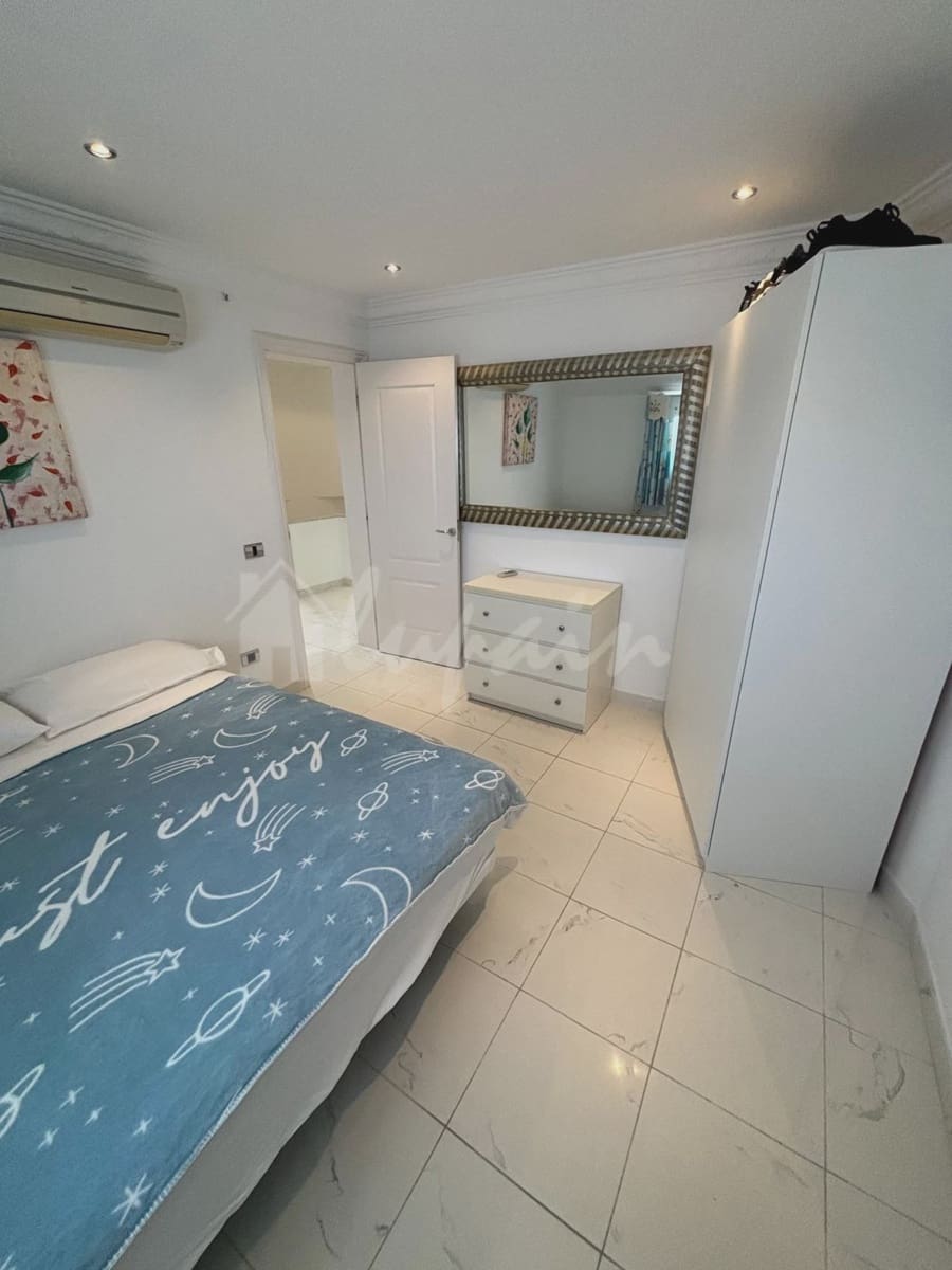 3 Zimmer Apartment zu verkaufen in Playa de las Americas mit Pool - 1.300.000 € (Ref: 9337116)