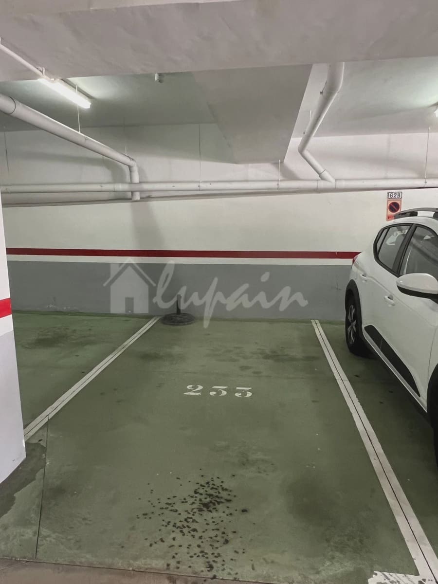 3 bedroom Apartment for sale in Playa Paraiso with pool - € 425,000 (Ref: 9337117)