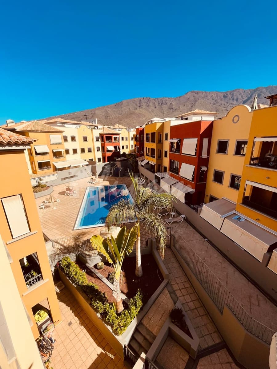 3 soveværelse Penthouse til salg i Adeje med swimmingpool garage - € 409.000 (Ref: 9337118)