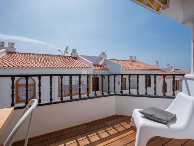 2 bedroom Penthouse for sale in Torviscas, Adeje with pool - € 367,500 (Ref: 9337121)