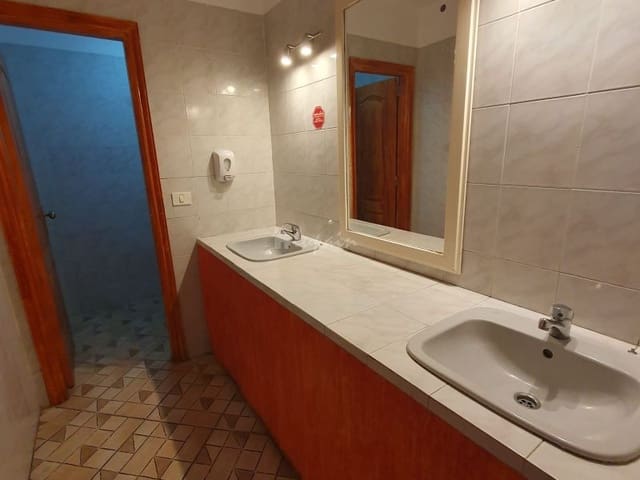 Virksomhed til salg i Costa del Silencio, Arona - € 299.000 (Ref: 9337122)