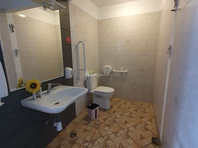 Virksomhed til salg i Costa del Silencio, Arona - € 299.000 (Ref: 9337122)