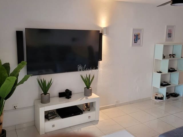 1 quarto Apartamento para venda em Los Cristianos, Arona com piscina - 259 950 € (Ref: 9337123)