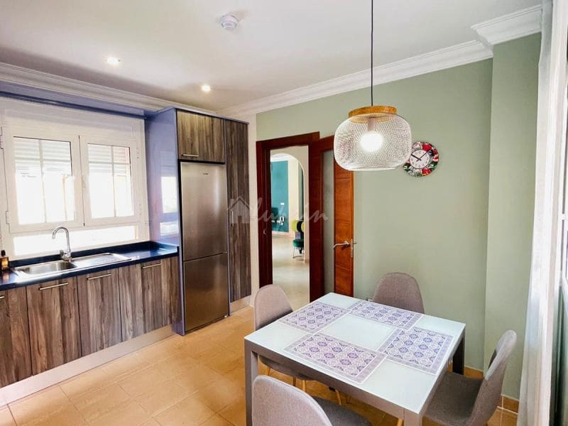 Chalet de 4 habitaciones en Los Cristianos en venta con piscina - 795.000 € (Ref: 9337126)