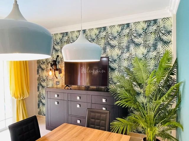 Chalet de 4 habitaciones en Los Cristianos, Arona en venta con piscina - 795.000 € (Ref: 9337126)