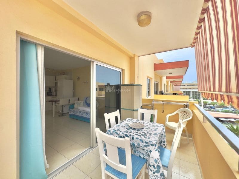 1 chambre Appartement à vendre à Los Cristianos avec piscine - 275 000 € (Ref: 9337127)