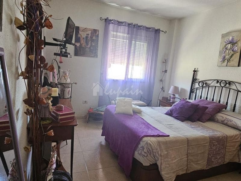 3 slaapkamer Appartement te koop in La Camella - € 255.900 (Ref: 9337128)