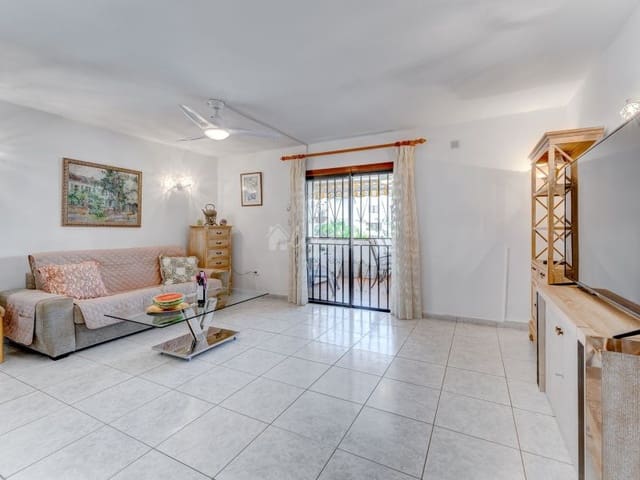 1 makuuhuone Huoneisto myytävänä paikassa Los Cristianos, Arona mukana uima-altaan - 315 000 € (Ref: 9337130)