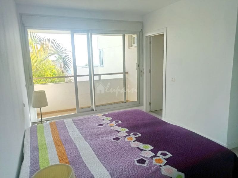 4 makuuhuone Huvila myytävänä paikassa Chayofa mukana uima-altaan - 999 500 € (Ref: 9337136)