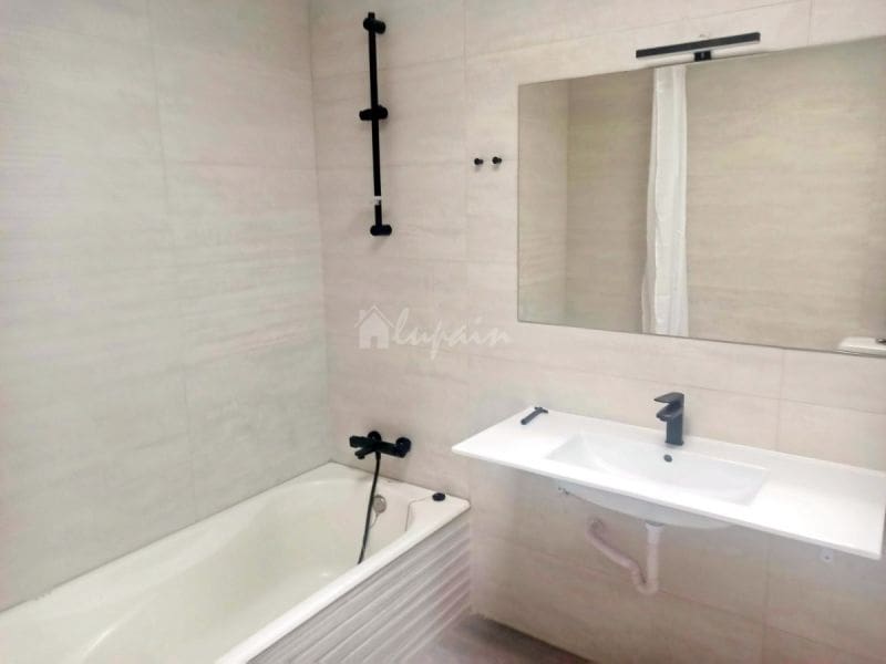 4 makuuhuone Huvila myytävänä paikassa Chayofa mukana uima-altaan - 999 500 € (Ref: 9337136)