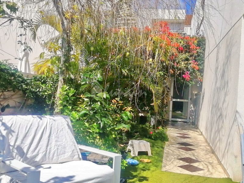 4 makuuhuone Huvila myytävänä paikassa Chayofa mukana uima-altaan - 999 500 € (Ref: 9337136)