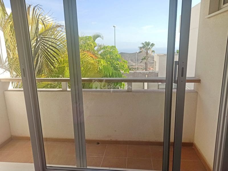 4 makuuhuone Huvila myytävänä paikassa Chayofa mukana uima-altaan - 999 500 € (Ref: 9337136)