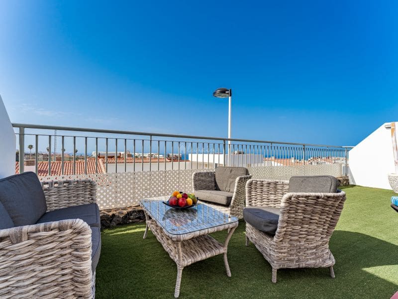 2 sovrum Lägenhet till salu i La Caleta Adeje med pool - 895 000 € (Ref: 9337143)