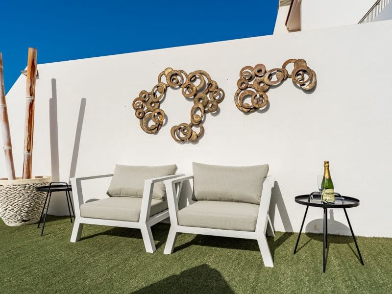 2 sovrum Lägenhet till salu i La Caleta Adeje med pool - 895 000 € (Ref: 9337143)