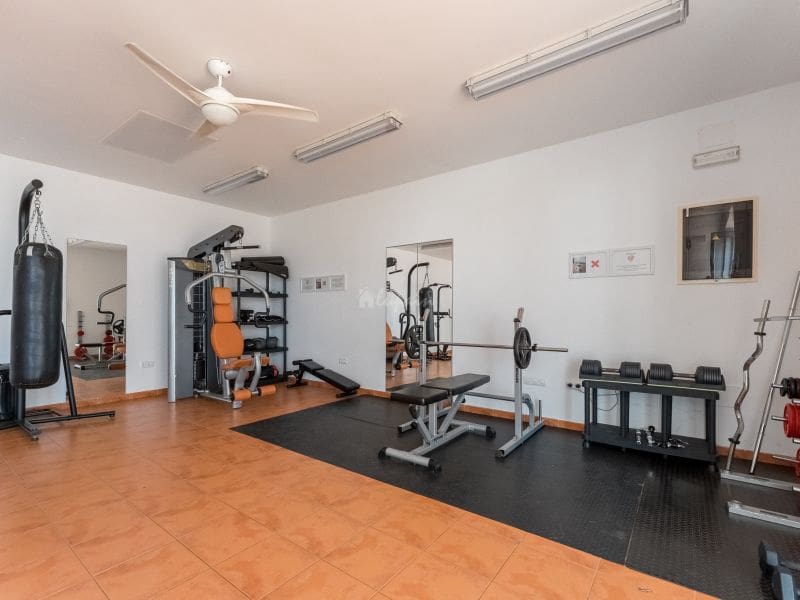 2 sovrum Lägenhet till salu i La Caleta Adeje med pool - 895 000 € (Ref: 9337143)