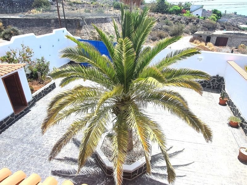 3 bedroom Villa for sale in Los Gigantes with pool - € 1,230,000 (Ref: 9337145)