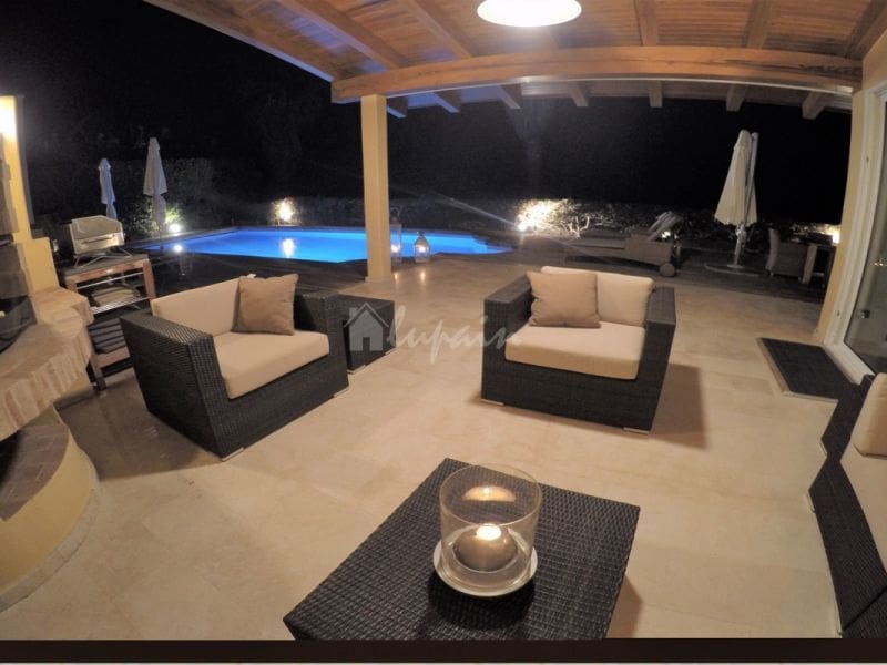 5 soveværelse Villa til salg i Costa Adeje med swimmingpool - € 2.350.000 (Ref: 9337147)