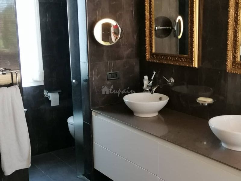 5 soveværelse Villa til salg i Costa Adeje med swimmingpool - € 2.350.000 (Ref: 9337147)