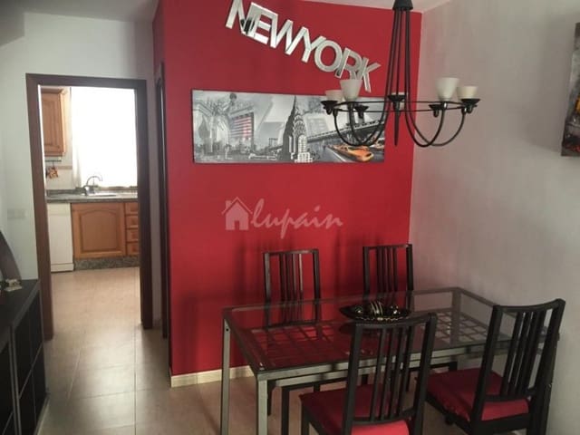 3 chambre Maison de Ville à vendre à Llano del Camello, San Miguel de Abona avec piscine - 339 000 € (Ref: 9337148)