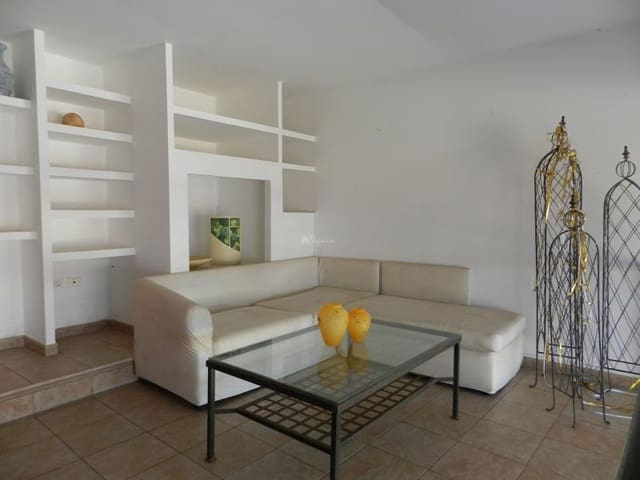 4 soverom Villa til salgs i San Eugenio, Adeje med svømmebasseng - € 1 000 000 (Ref: 9337151)