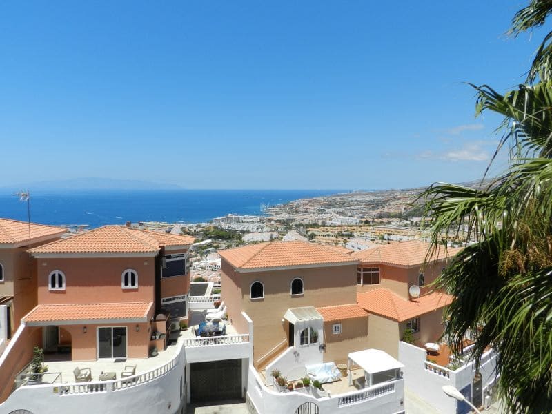 Chalet de 4 habitaciones en San Eugenio en venta con piscina - 1.000.000 € (Ref: 9337151)