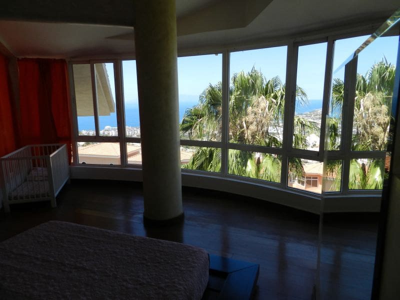 Chalet de 4 habitaciones en San Eugenio en venta con piscina - 1.000.000 € (Ref: 9337151)