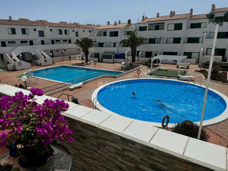 1 quarto Apartamento para venda em Costa del Silencio com piscina - 169 500 € (Ref: 9337153)