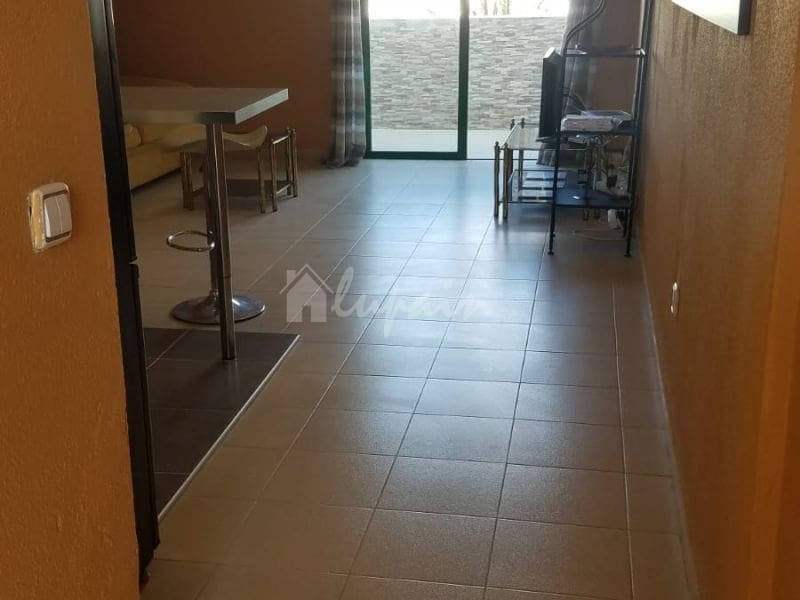 1 quarto Apartamento para venda em Costa del Silencio com piscina - 169 500 € (Ref: 9337153)