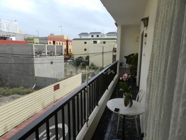 7 slaapkamer Finca/Landhuis te koop in Guargacho met garage - € 329.000 (Ref: 9337154)