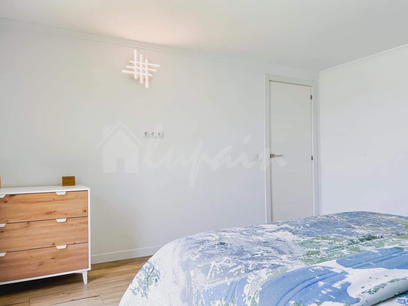 2 sovrum Lägenhet till salu i San Eugenio med pool - 490 000 € (Ref: 9341772)