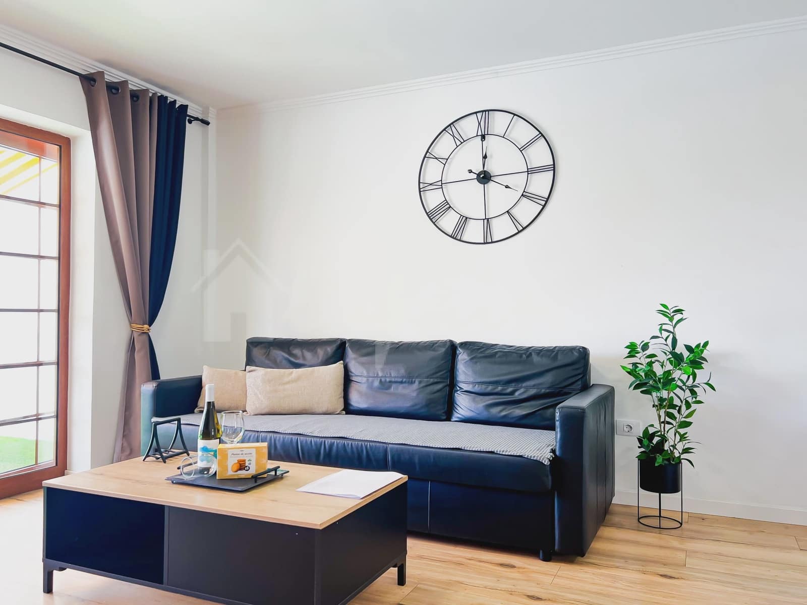 2 sovrum Lägenhet till salu i San Eugenio med pool - 490 000 € (Ref: 9341772)