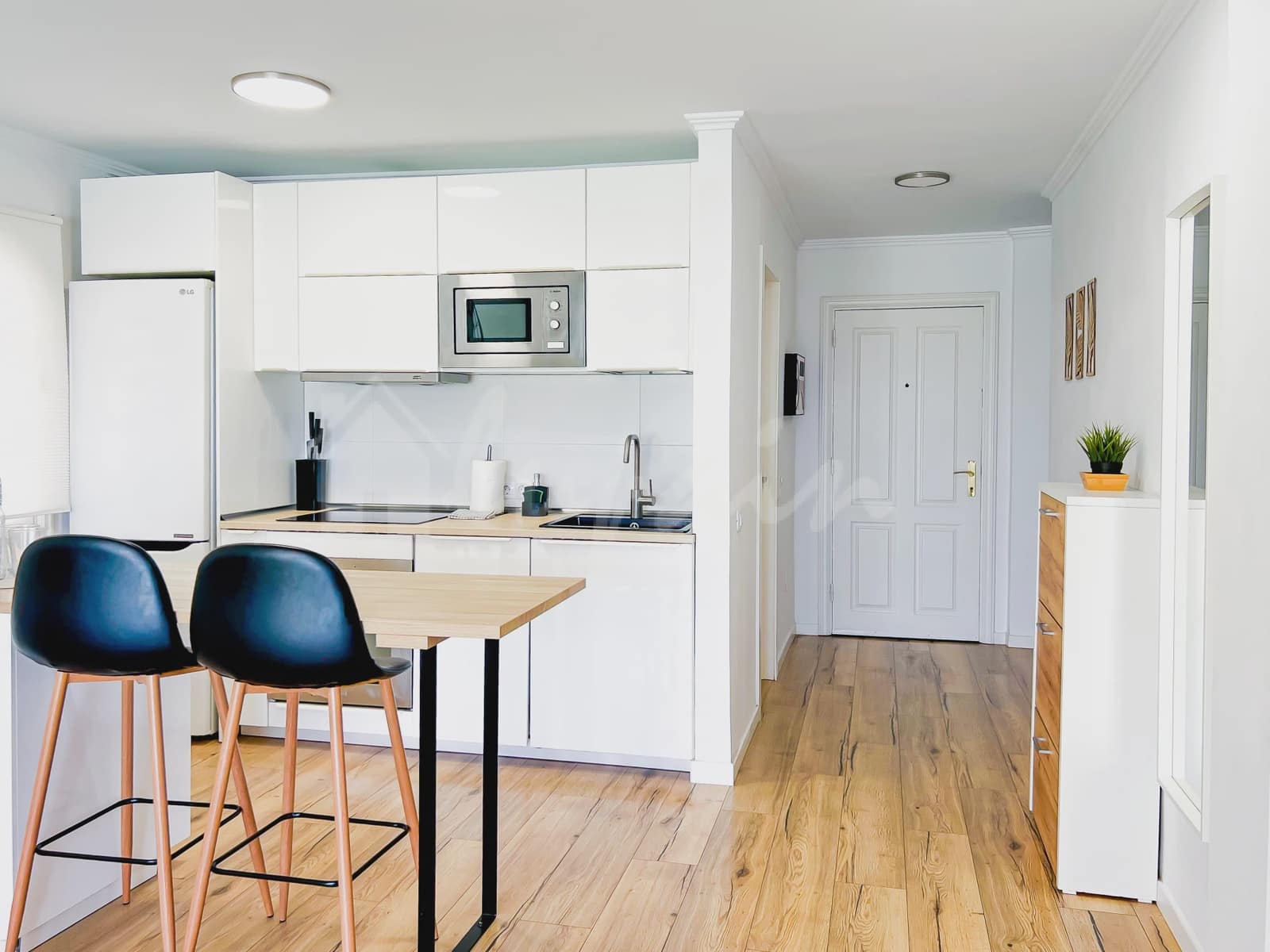 2 sovrum Lägenhet till salu i San Eugenio med pool - 490 000 € (Ref: 9341772)