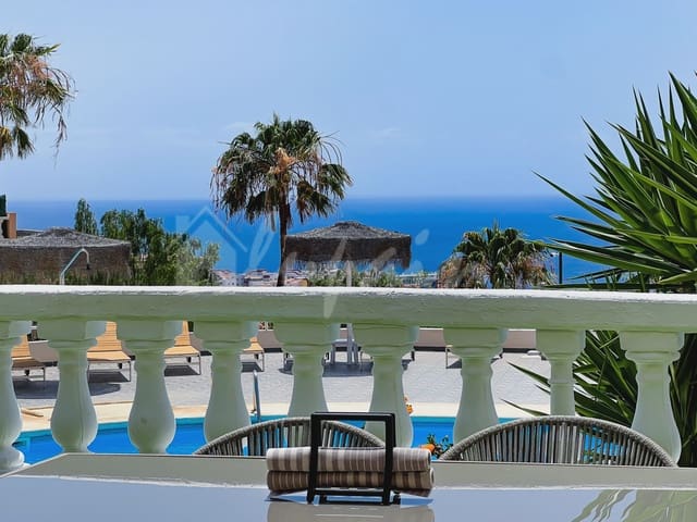 2 quarto Apartamento para venda em San Eugenio, Adeje com piscina - 490 000 € (Ref: 9341772)