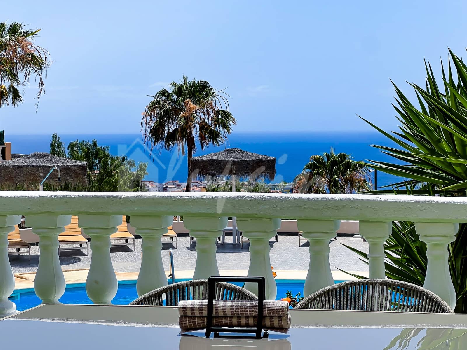 2 sovrum Lägenhet till salu i San Eugenio med pool - 490 000 € (Ref: 9341772)