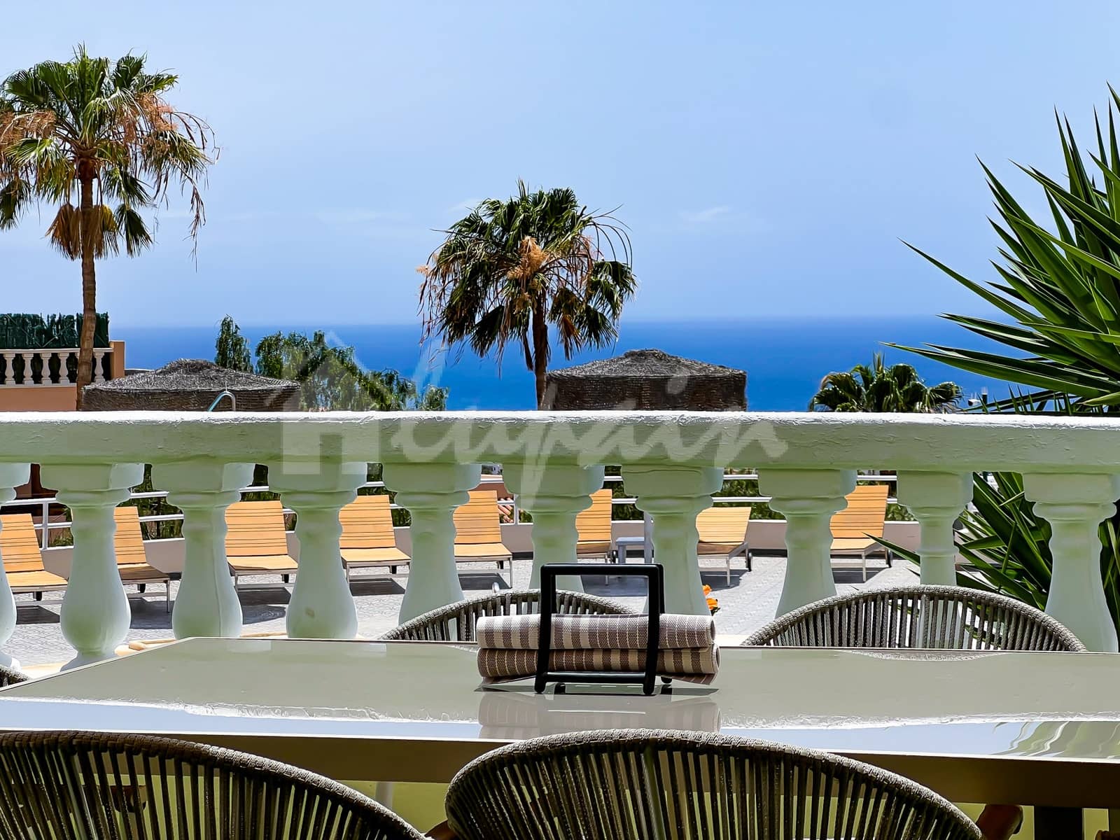 2 sovrum Lägenhet till salu i San Eugenio med pool - 490 000 € (Ref: 9341772)