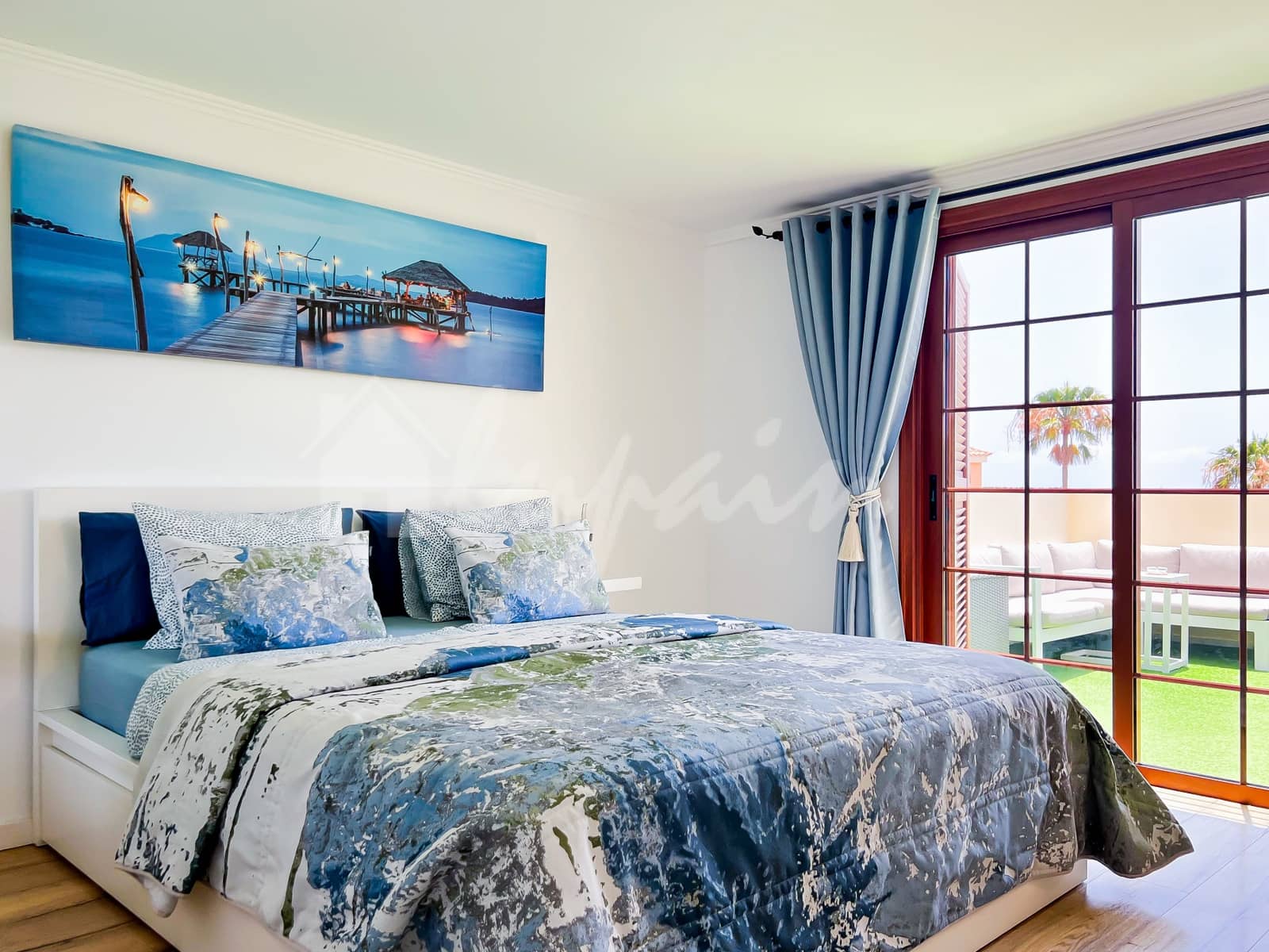 2 sovrum Lägenhet till salu i San Eugenio med pool - 490 000 € (Ref: 9341772)