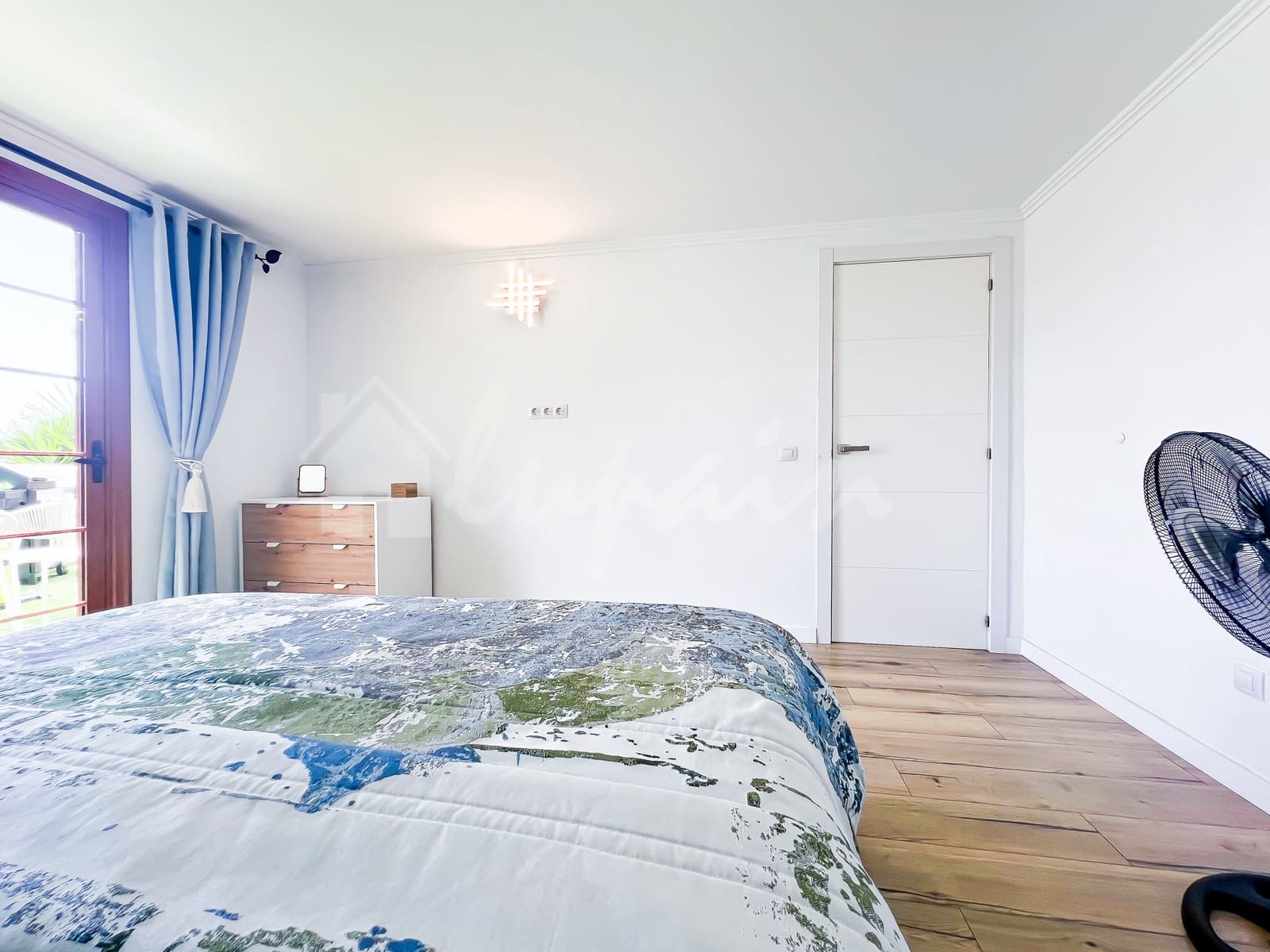 2 sovrum Lägenhet till salu i San Eugenio med pool - 490 000 € (Ref: 9341772)