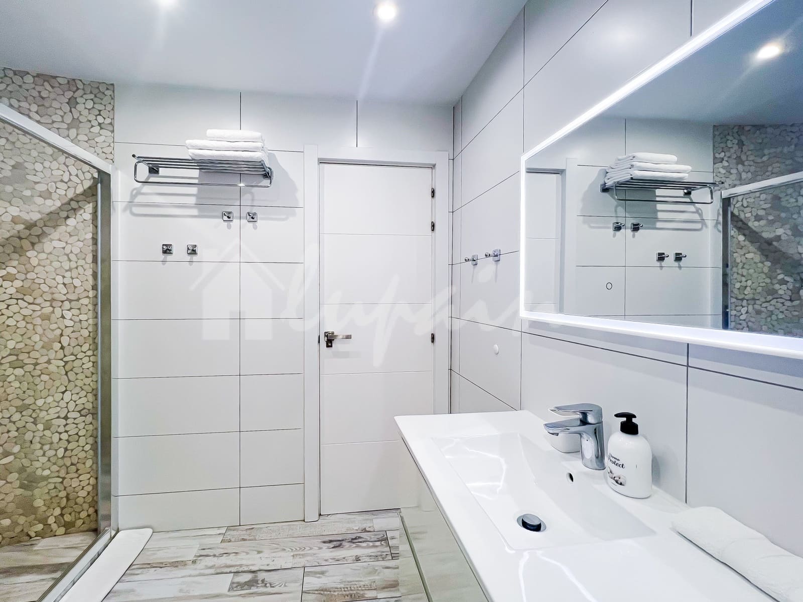 2 sovrum Lägenhet till salu i San Eugenio med pool - 490 000 € (Ref: 9341772)