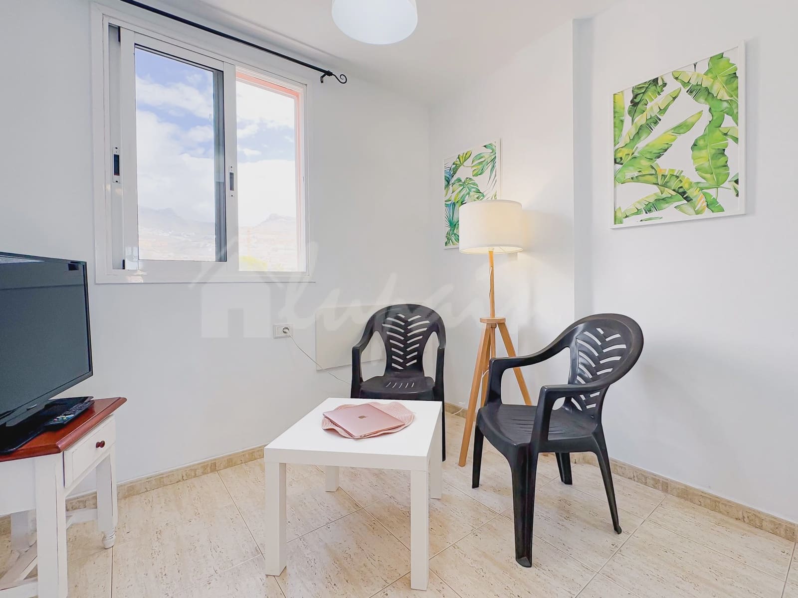 4 soveværelse Lejlighed til salg i Playa del Duque med swimmingpool - € 445.000 (Ref: 9341773)